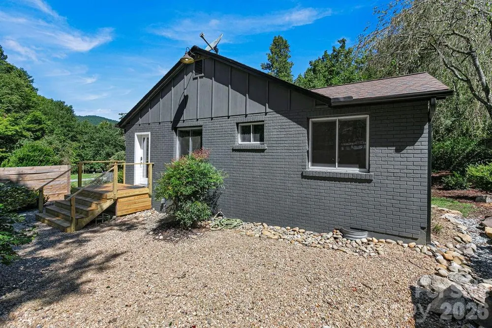 354 King Road Pisgah Forest, NC 28768