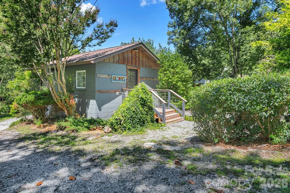 354 King Road Pisgah Forest, NC 28768