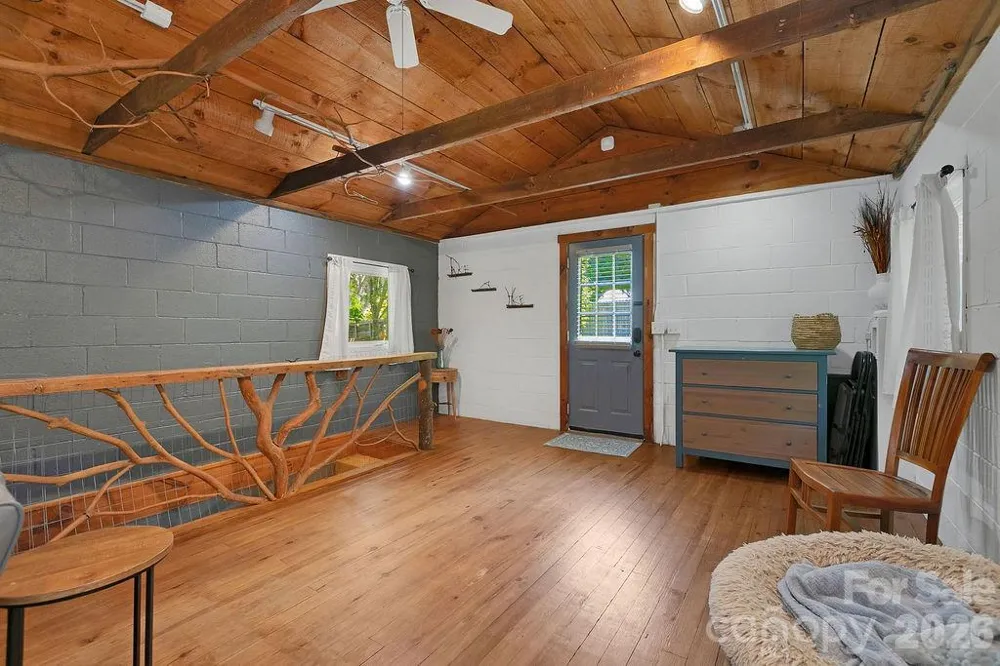 354 King Road Pisgah Forest, NC 28768