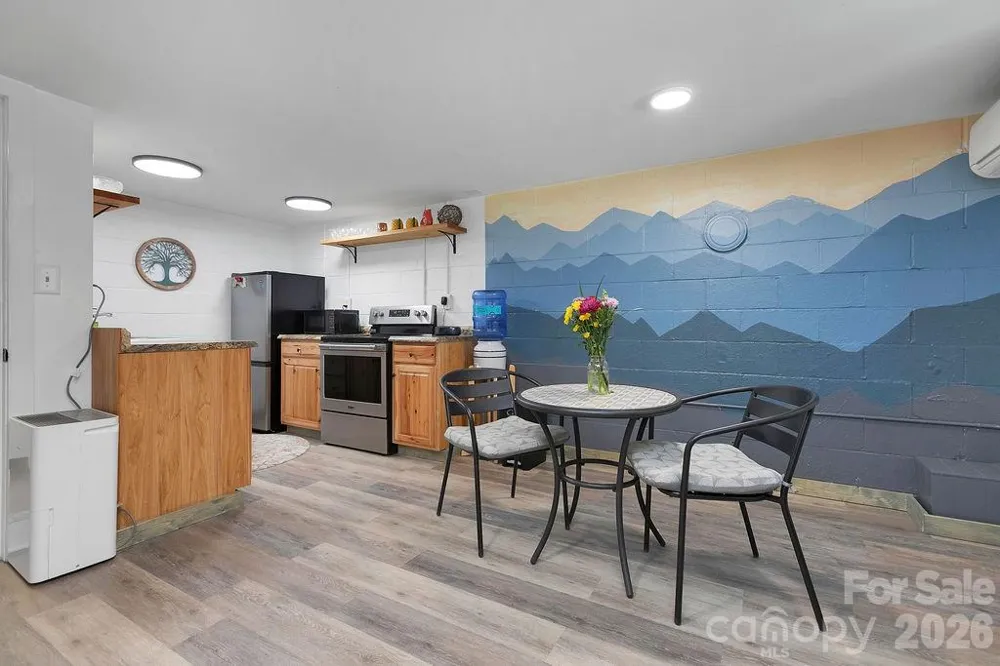 354 King Road Pisgah Forest, NC 28768