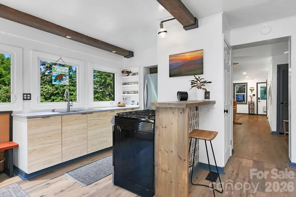 354 King Road Pisgah Forest, NC 28768