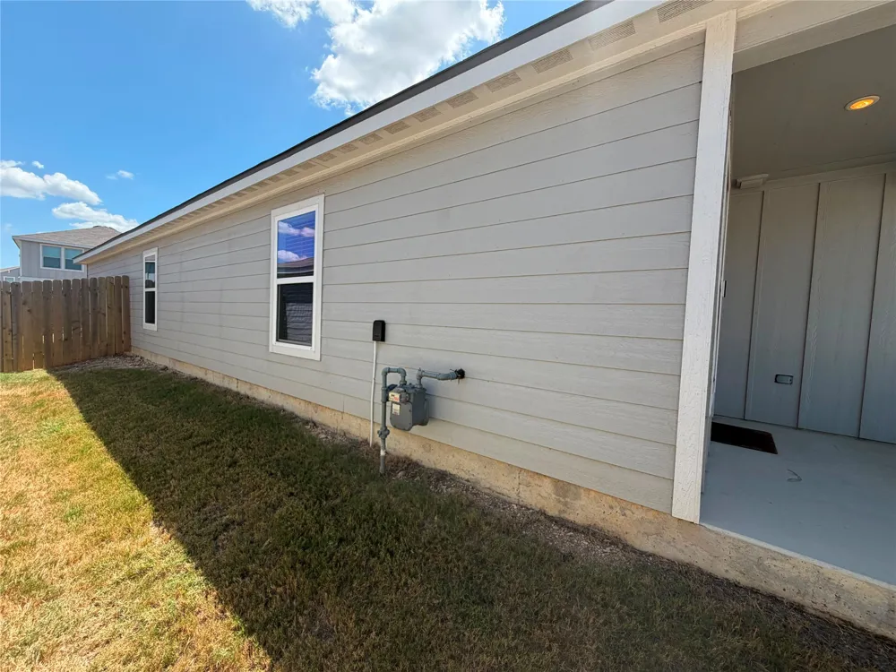 614 Aplite Pass Maxwell, TX 78656