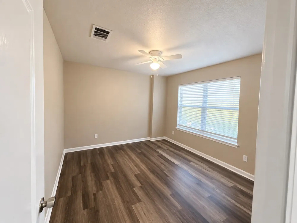 243 Devonshire Drive Kyle, TX 78640