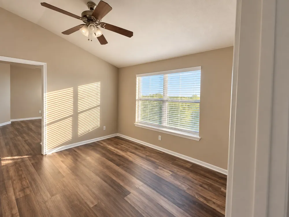 243 Devonshire Drive Kyle, TX 78640