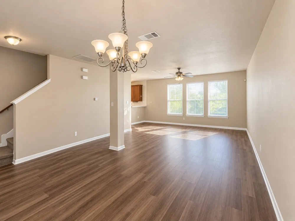 243 Devonshire Drive Kyle, TX 78640
