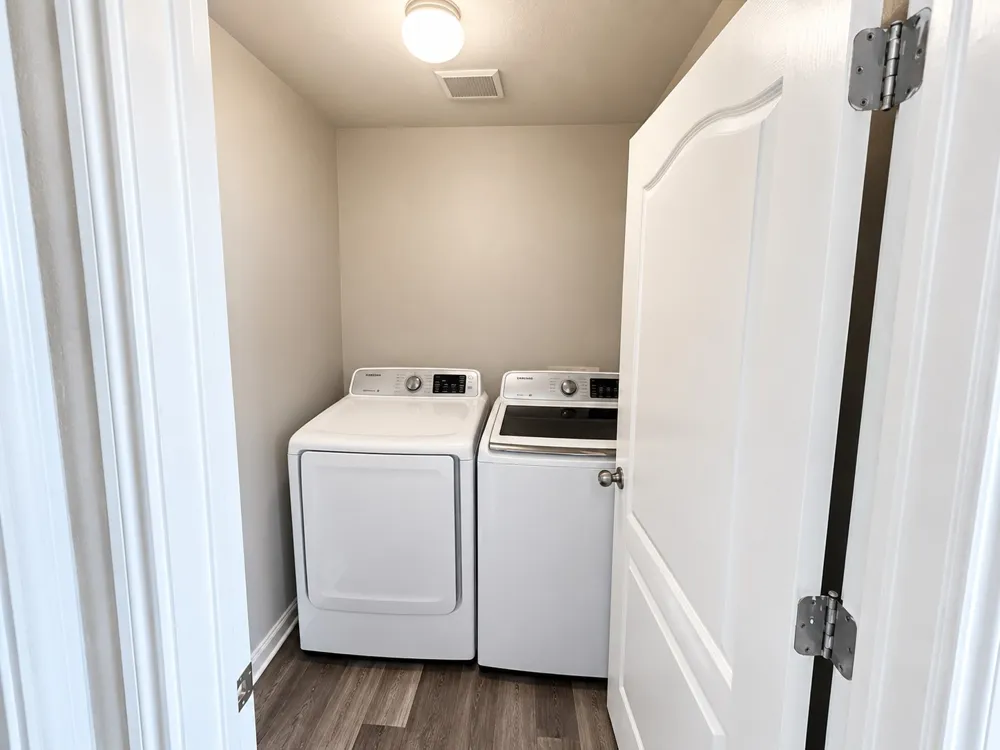 243 Devonshire Drive Kyle, TX 78640