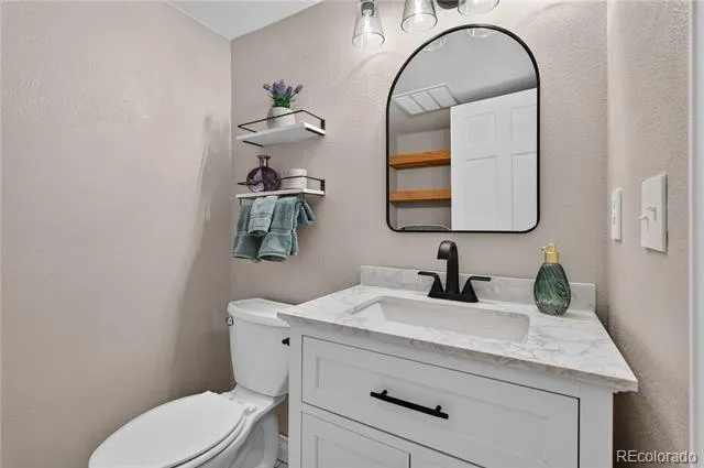 3856 S Gibralter Street Aurora, CO 80013