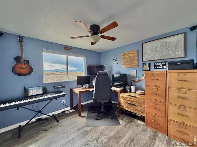 684 26th Street SW Loveland, CO 80537