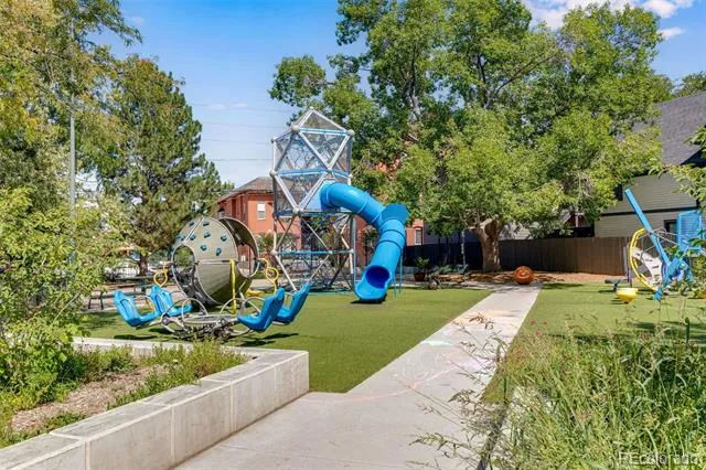 822 25th Street Denver, CO 80205