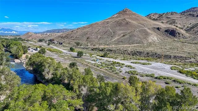 402 E Sackett Avenue #F Salida, CO 81201