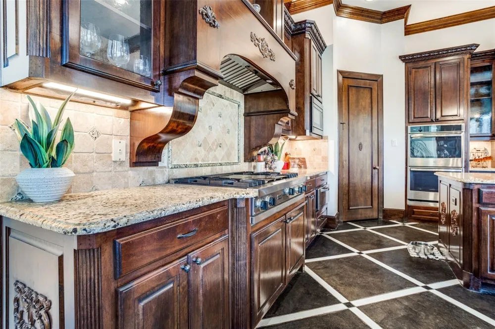 1634 Torrey Pines Lane Frisco, TX 75034