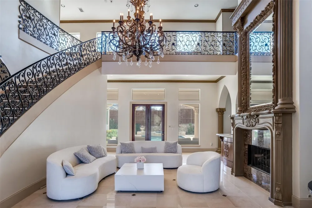 1634 Torrey Pines Lane Frisco, TX 75034