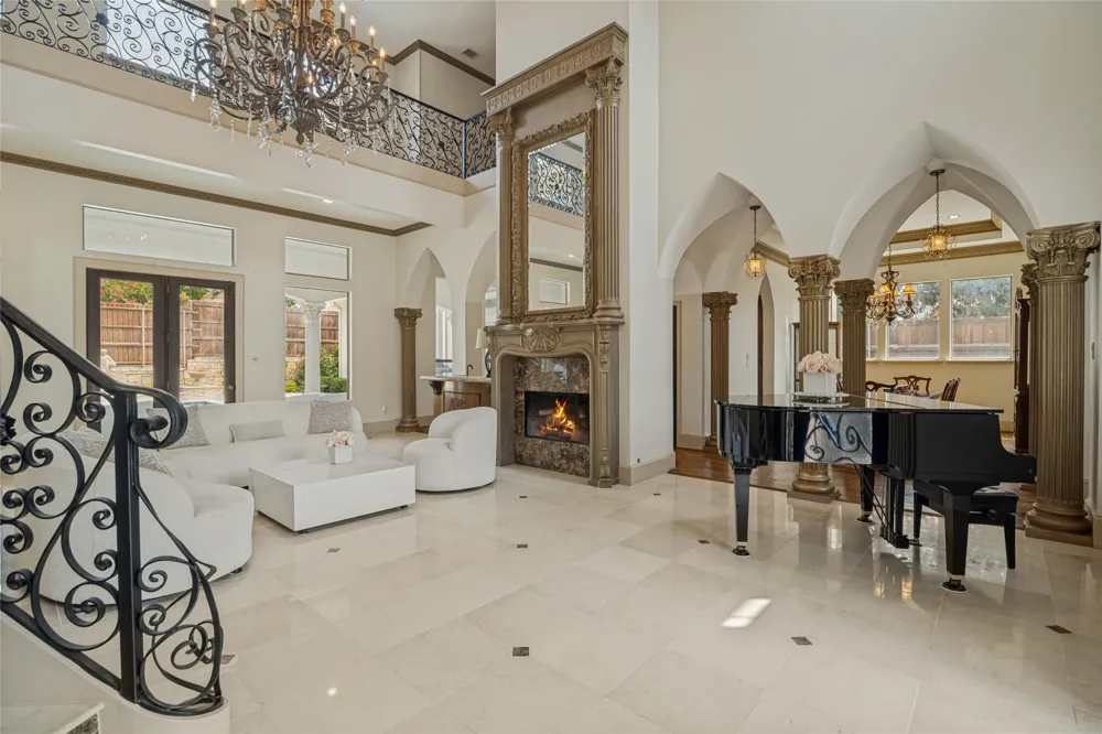 1634 Torrey Pines Lane Frisco, TX 75034