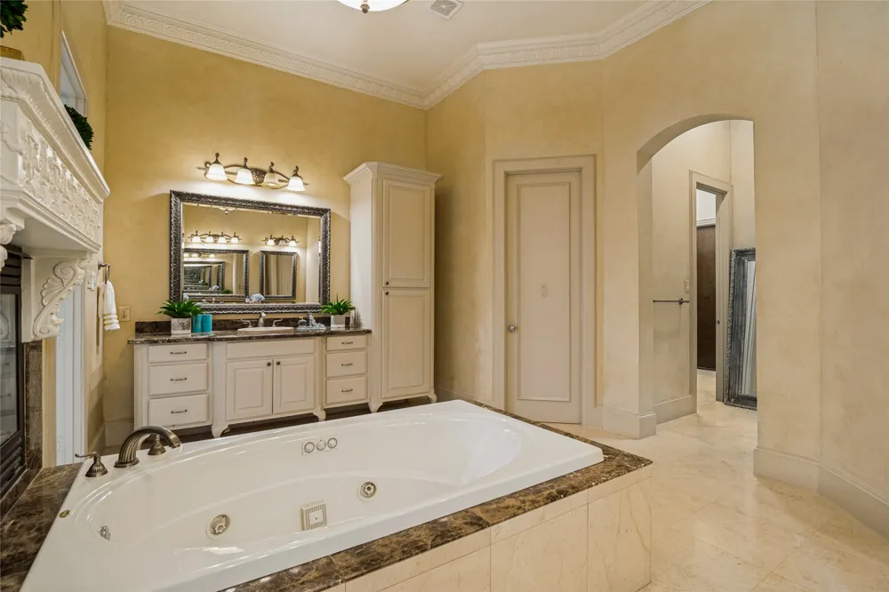 1634 Torrey Pines Lane Frisco, TX 75034