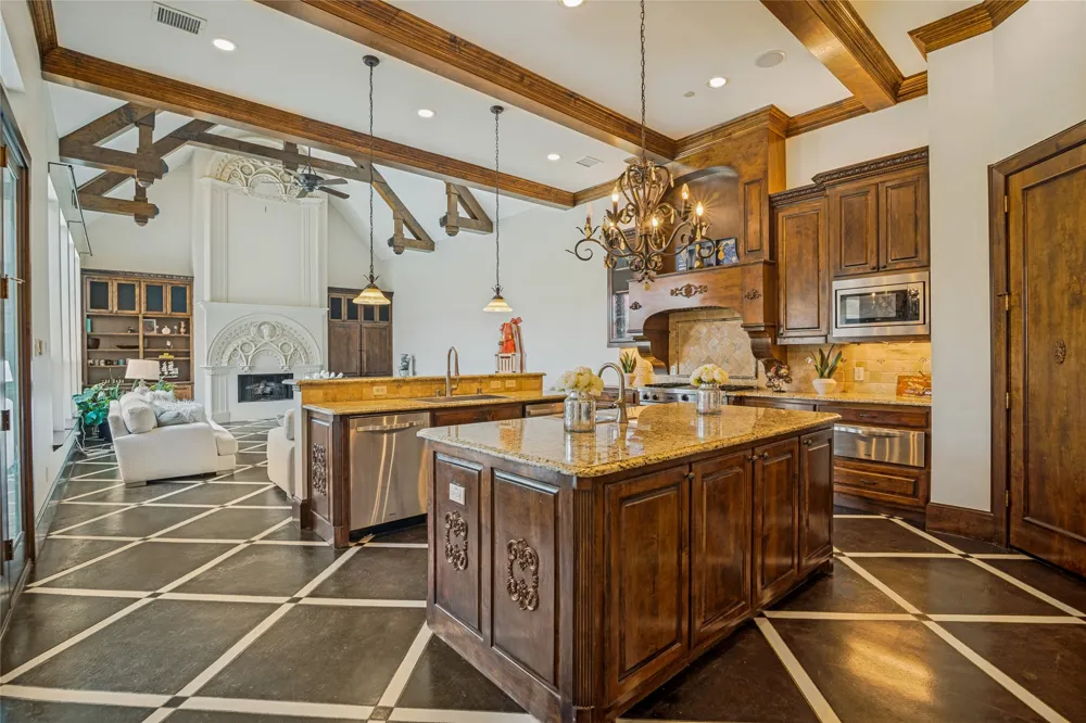 1634 Torrey Pines Lane Frisco, TX 75034