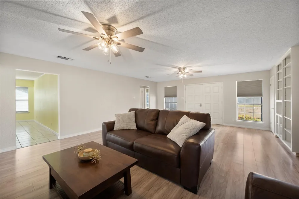 108 Haywood Drive Benbrook, TX 76126
