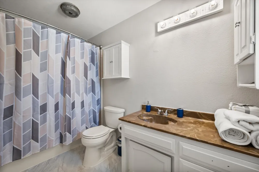 108 Haywood Drive Benbrook, TX 76126