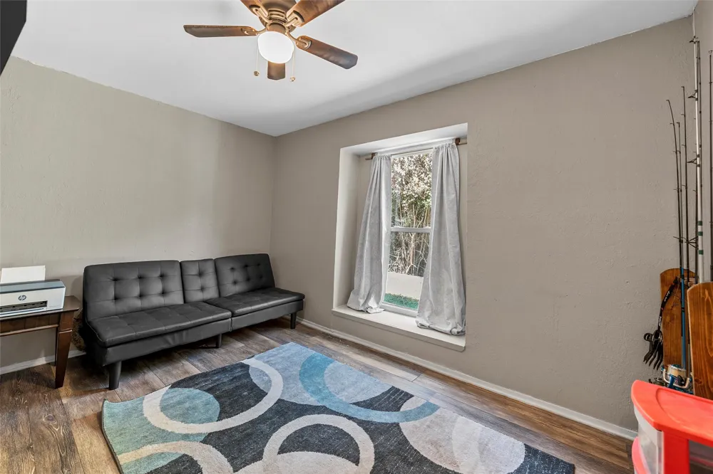 611 Rosenthal Road Lorena, TX 76655