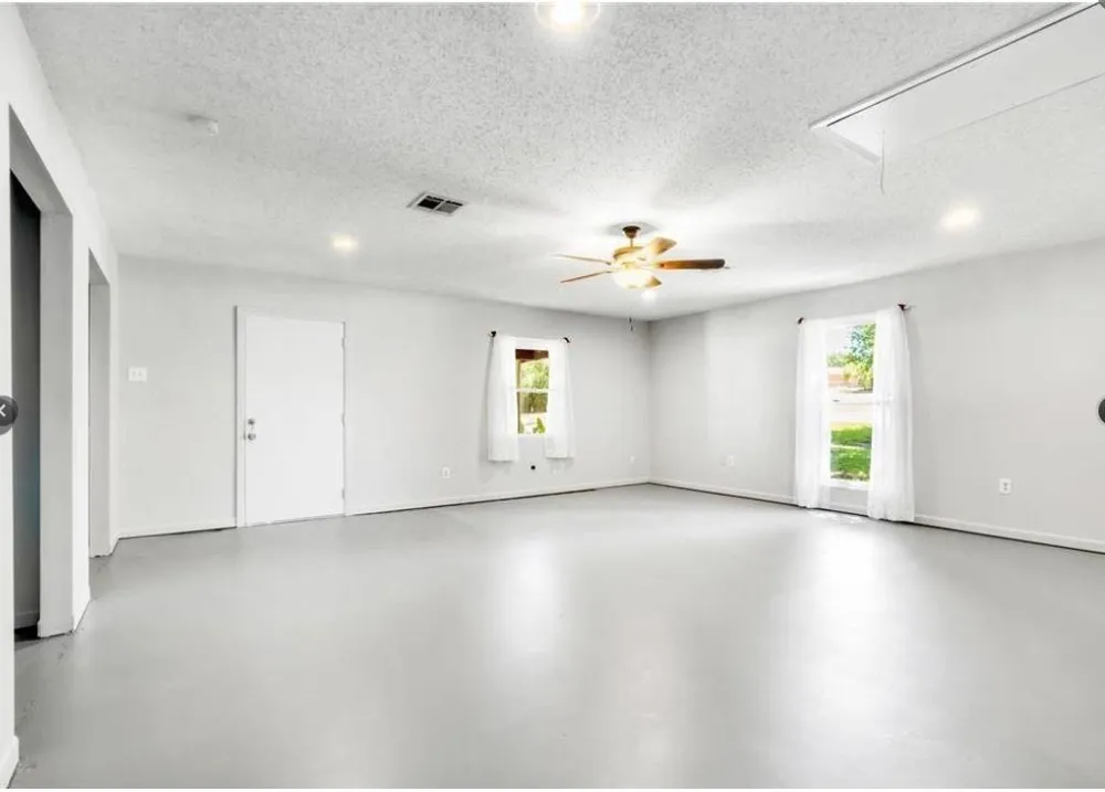 611 Rosenthal Road Lorena, TX 76655