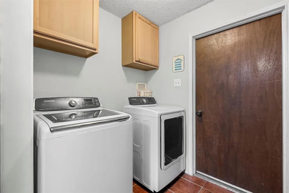 611 Rosenthal Road Lorena, TX 76655