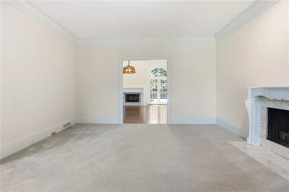 135 Gilford Way Sandy Springs, GA 30350
