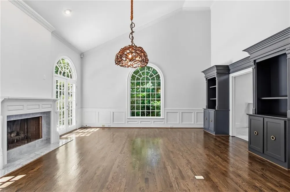 135 Gilford Way Sandy Springs, GA 30350