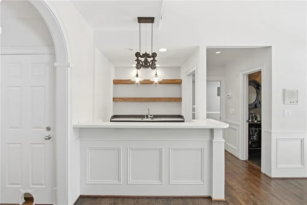 135 Gilford Way Sandy Springs, GA 30350
