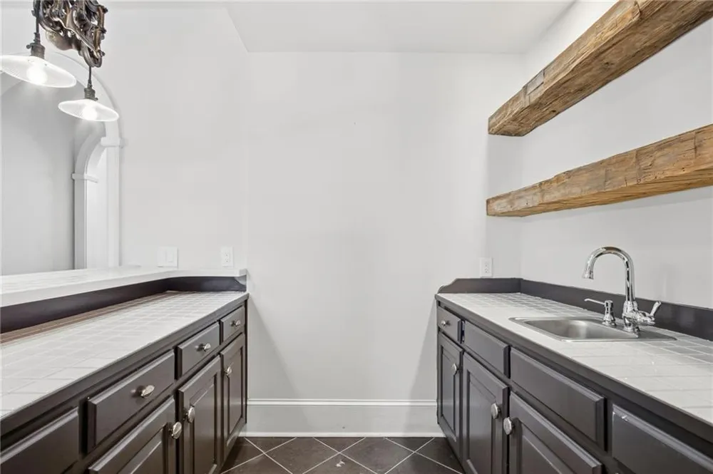 135 Gilford Way Sandy Springs, GA 30350