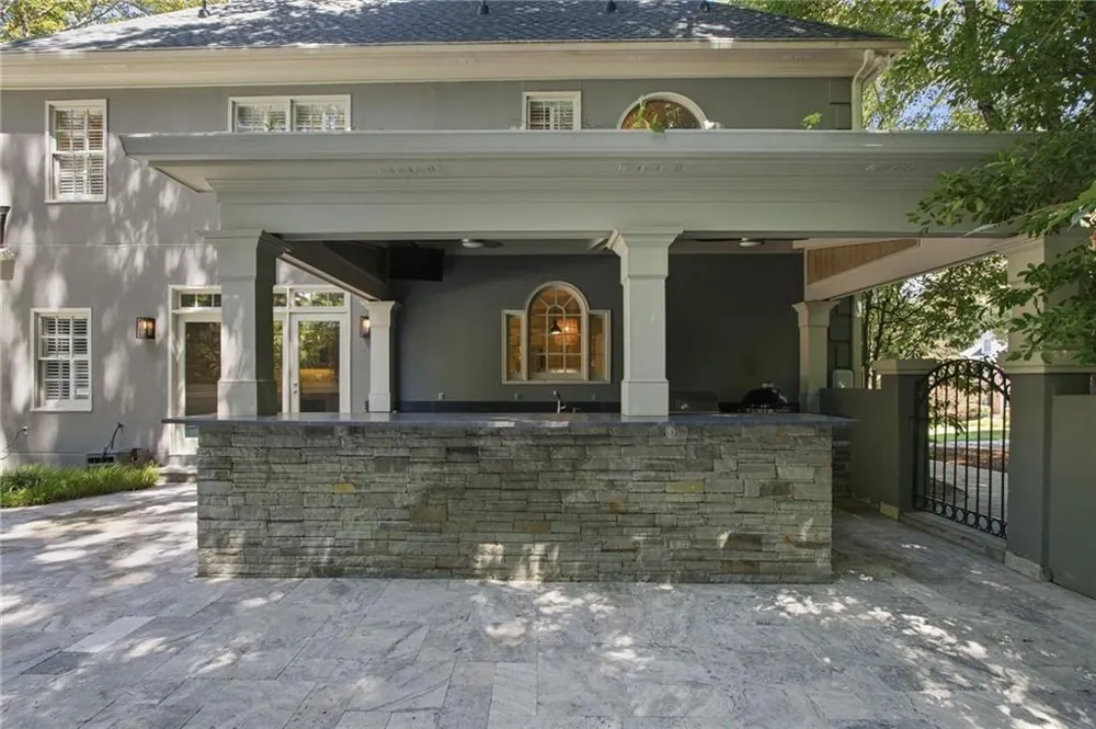 135 Gilford Way Sandy Springs, GA 30350