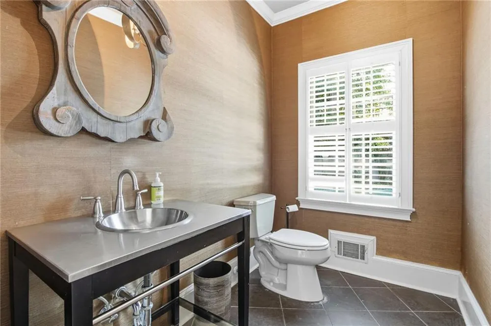 135 Gilford Way Sandy Springs, GA 30350