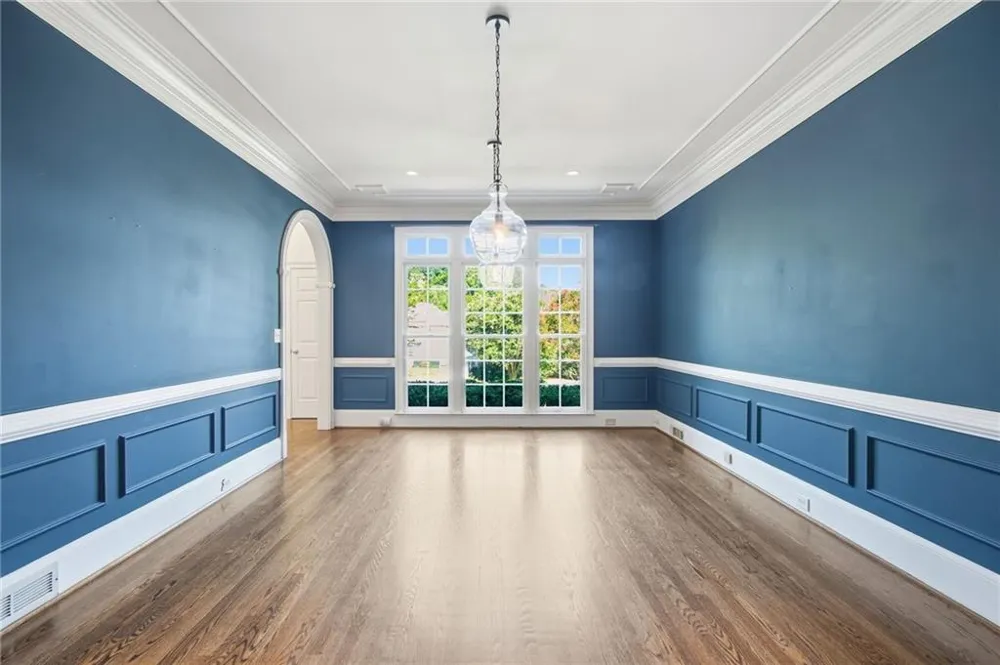 135 Gilford Way Sandy Springs, GA 30350