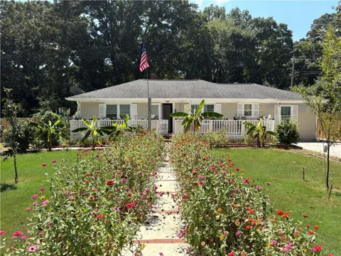 309 Glen Iris Drive