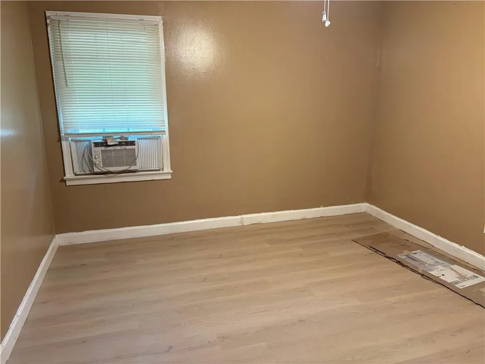 309 Glen Iris Drive Monroe, GA 30655