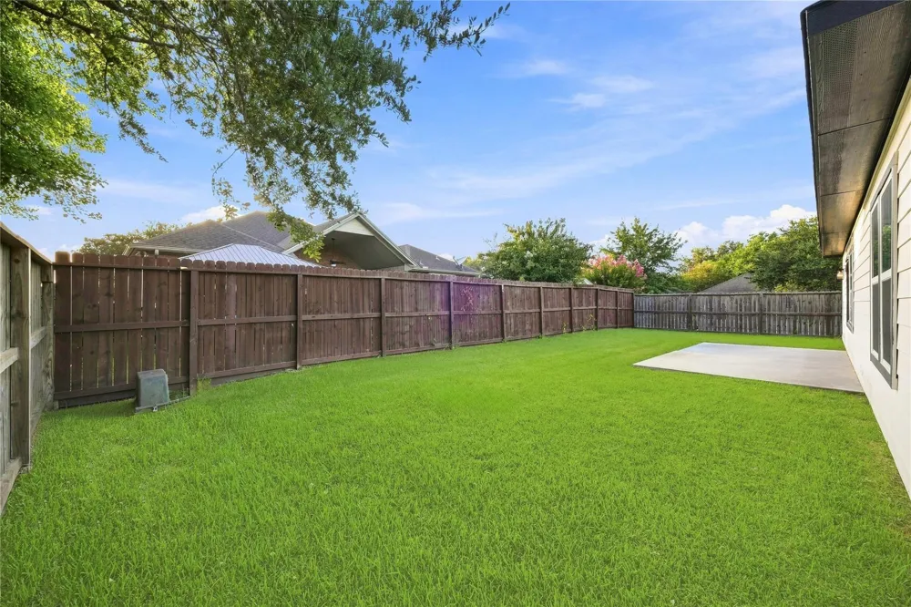 36 Prairie Oaks Drive La Marque, TX 77510