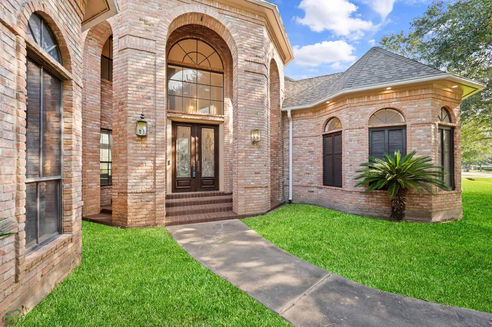 5107 Waterbeck Street Fulshear, TX 77441
