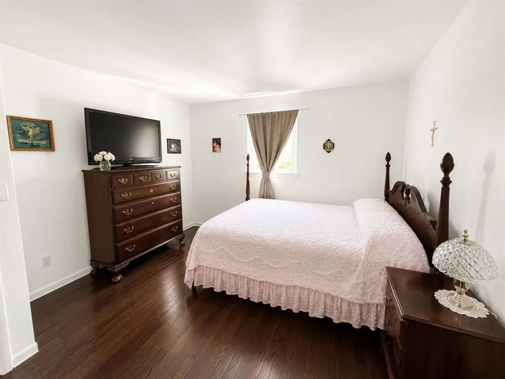 49 FRANCES AVE Hopatcong, NJ 07874