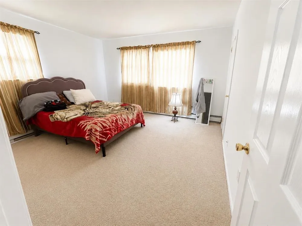 49 FRANCES AVE Hopatcong, NJ 07874