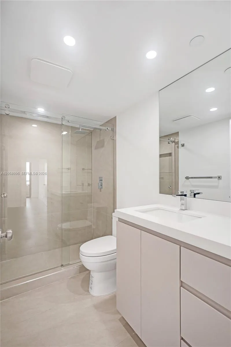 251 Crandon Blvd #1233 Key Biscayne, FL 33149