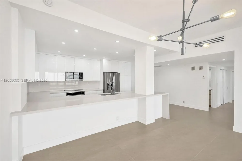 251 Crandon Blvd #1233 Key Biscayne, FL 33149