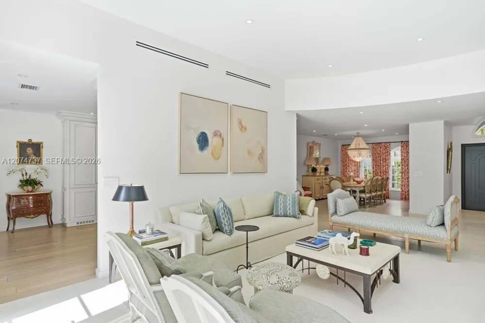 2532 NW Lake Ave Miami Beach, FL 33140