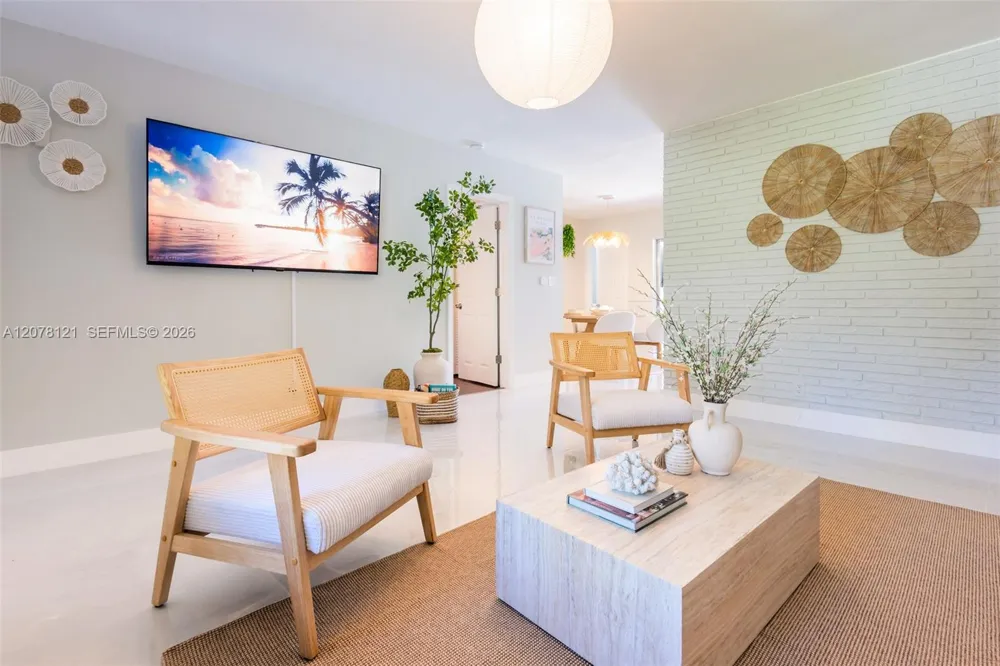 200 SE 19th St #200 Fort Lauderdale, FL 33316