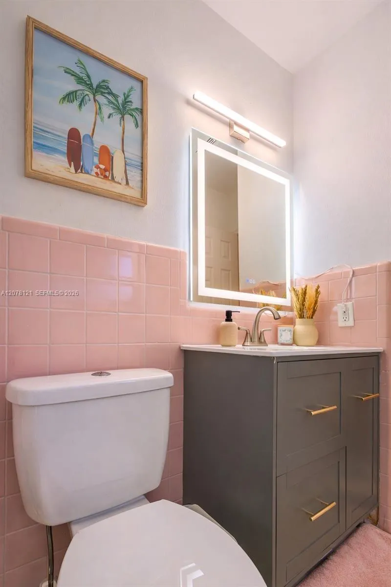 200 SE 19th St #200 Fort Lauderdale, FL 33316