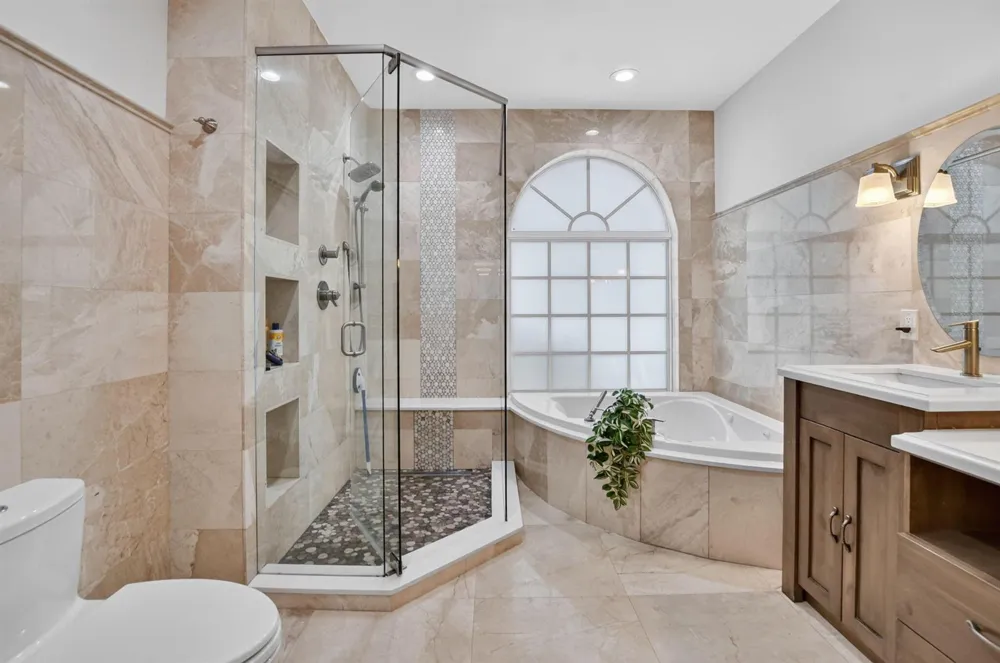 10426 BUENA VENTURA DRIVE Boca Raton, FL 33498