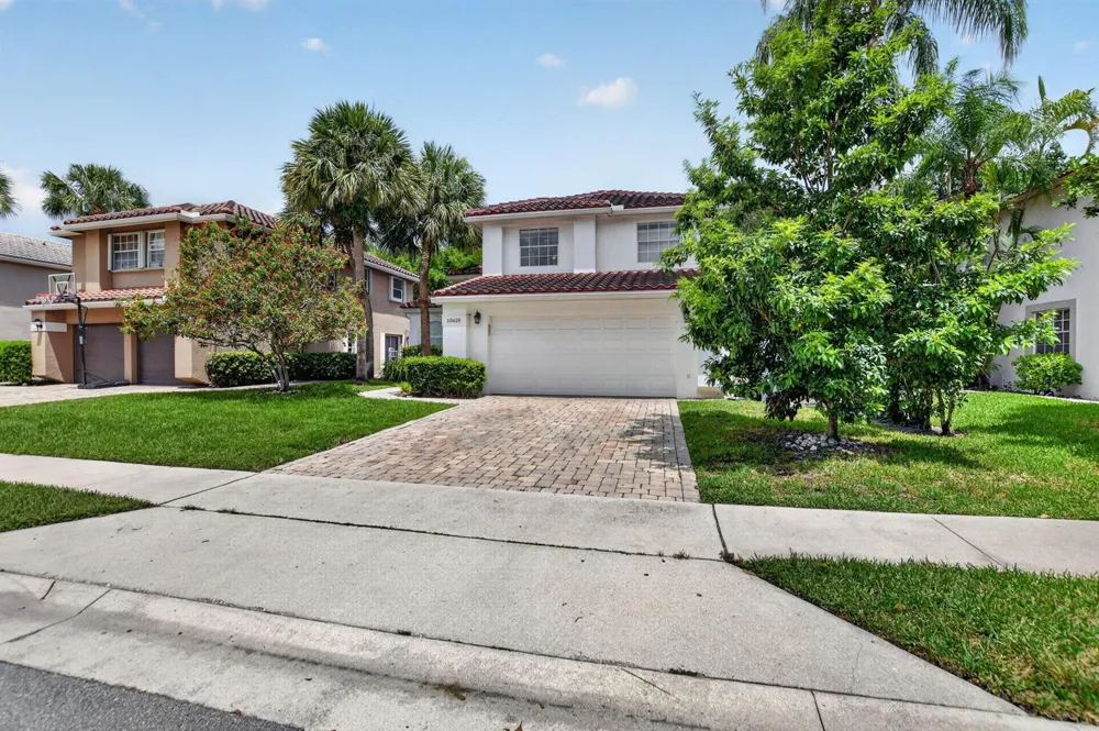 10426 BUENA VENTURA DRIVE Boca Raton, FL 33498