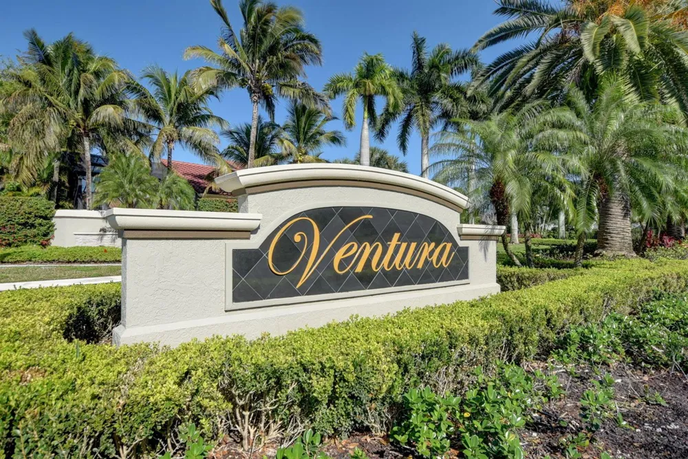 10426 BUENA VENTURA DRIVE Boca Raton, FL 33498