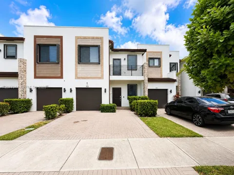 403 NE 208th Ter