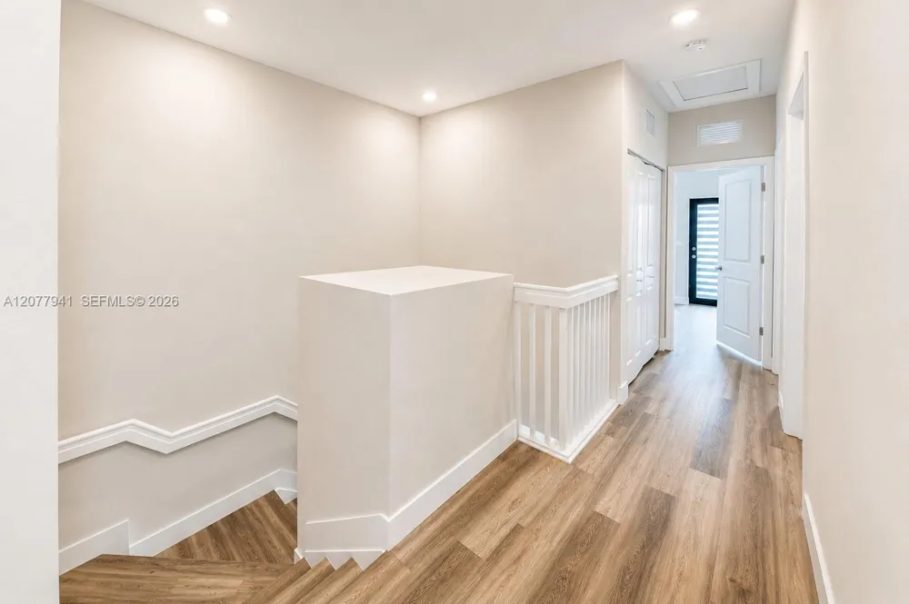 403 NE 208th Ter Miami, FL 33179