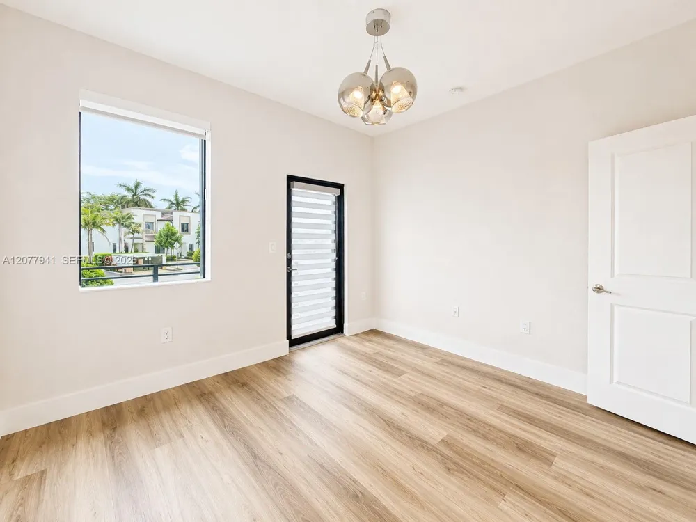 403 NE 208th Ter Miami, FL 33179