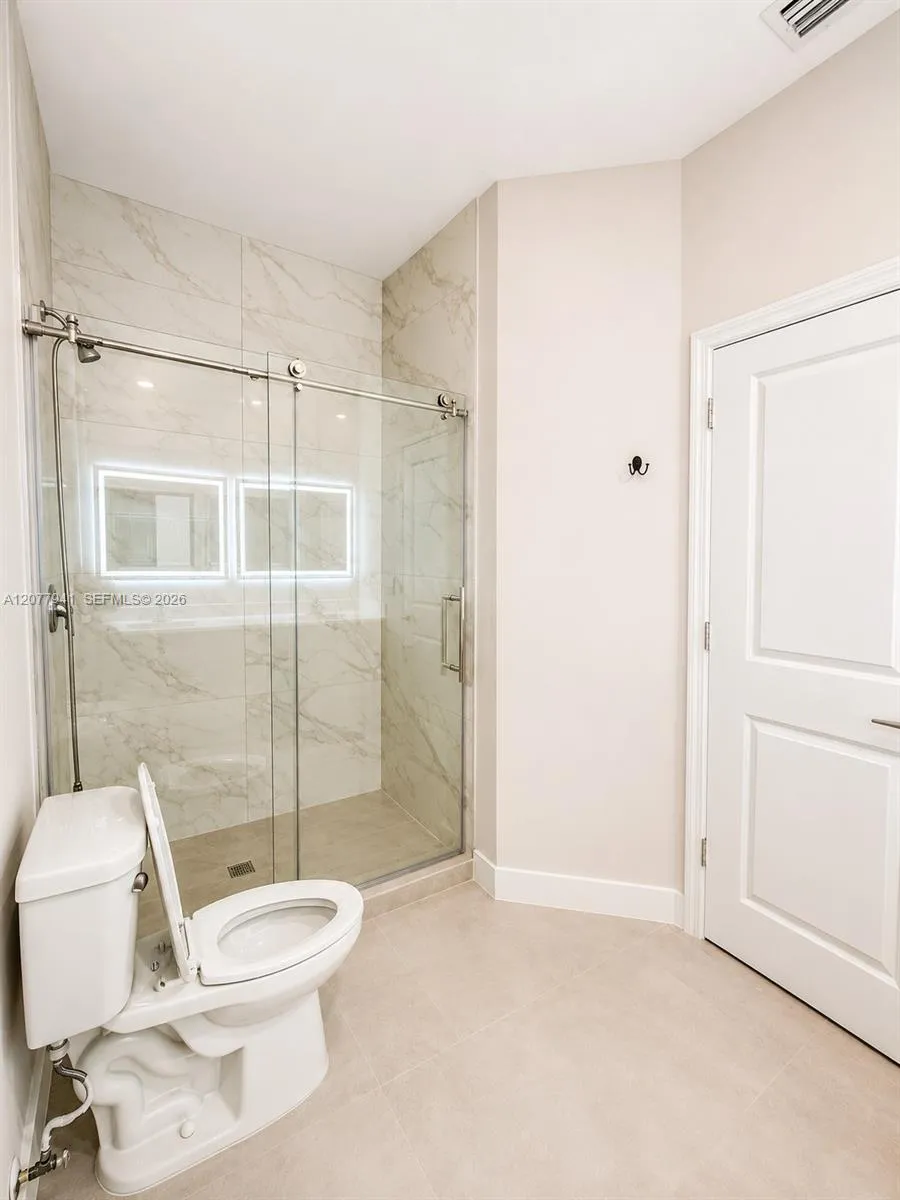 403 NE 208th Ter Miami, FL 33179