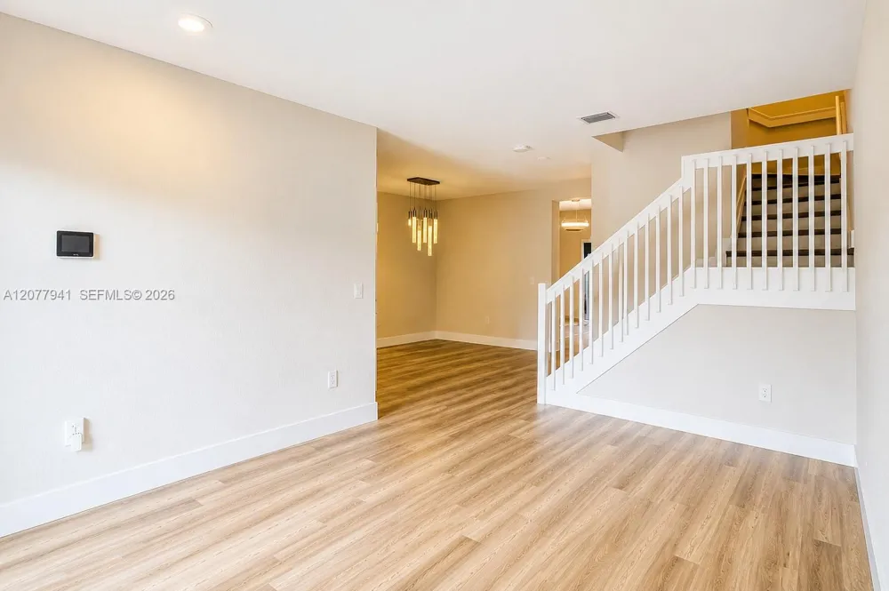 403 NE 208th Ter Miami, FL 33179